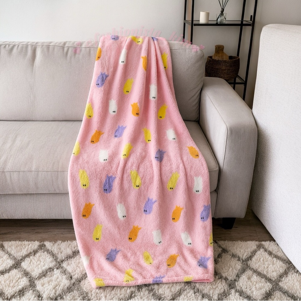 Pink Ghost Blanket by Storehouse seasonal NWT